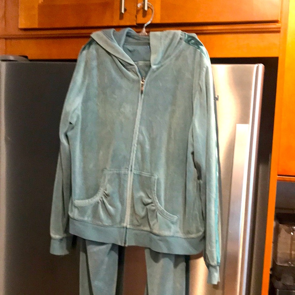 Womens Turquoise Pants And Velour Jacket